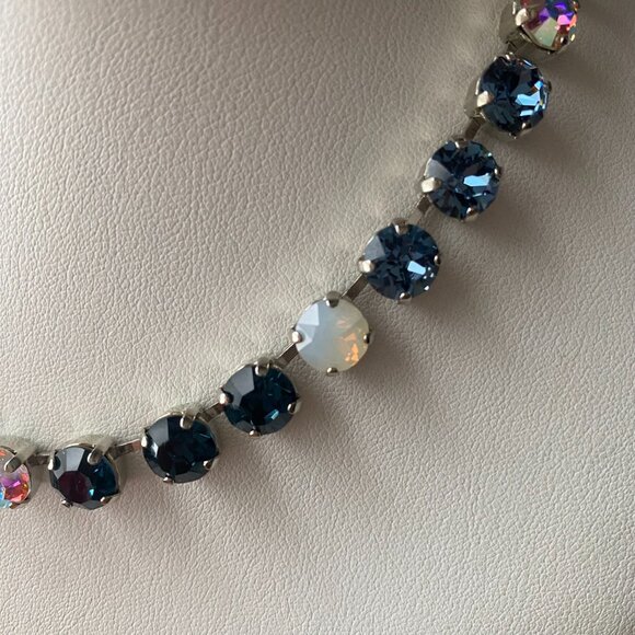 Mariana Navy Blue Swarovski Crystal NWT Rhodium Plated Silver Sparkle Necklace - Picture 4 of 10